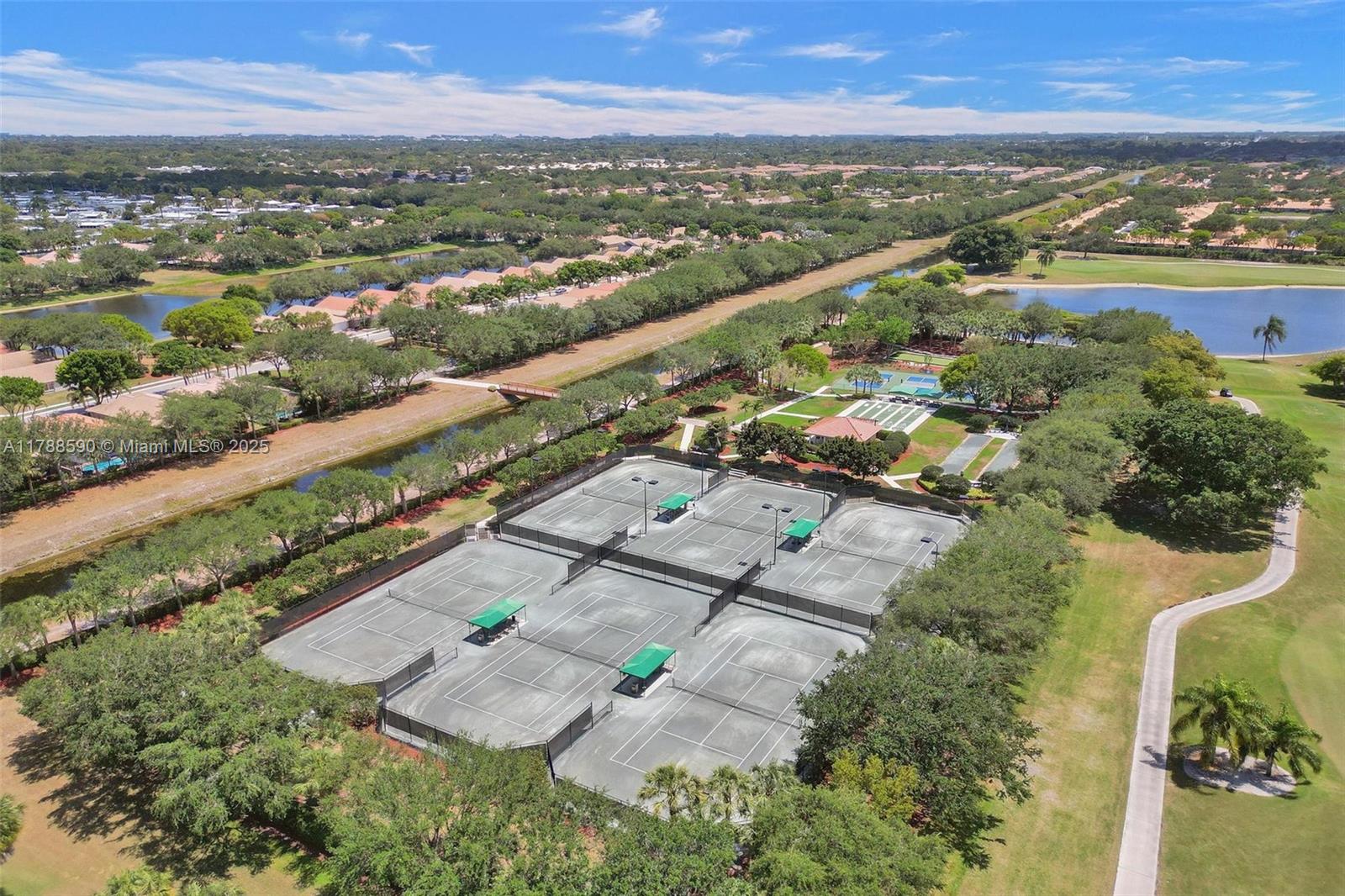 TUSCANY BAY - Residential