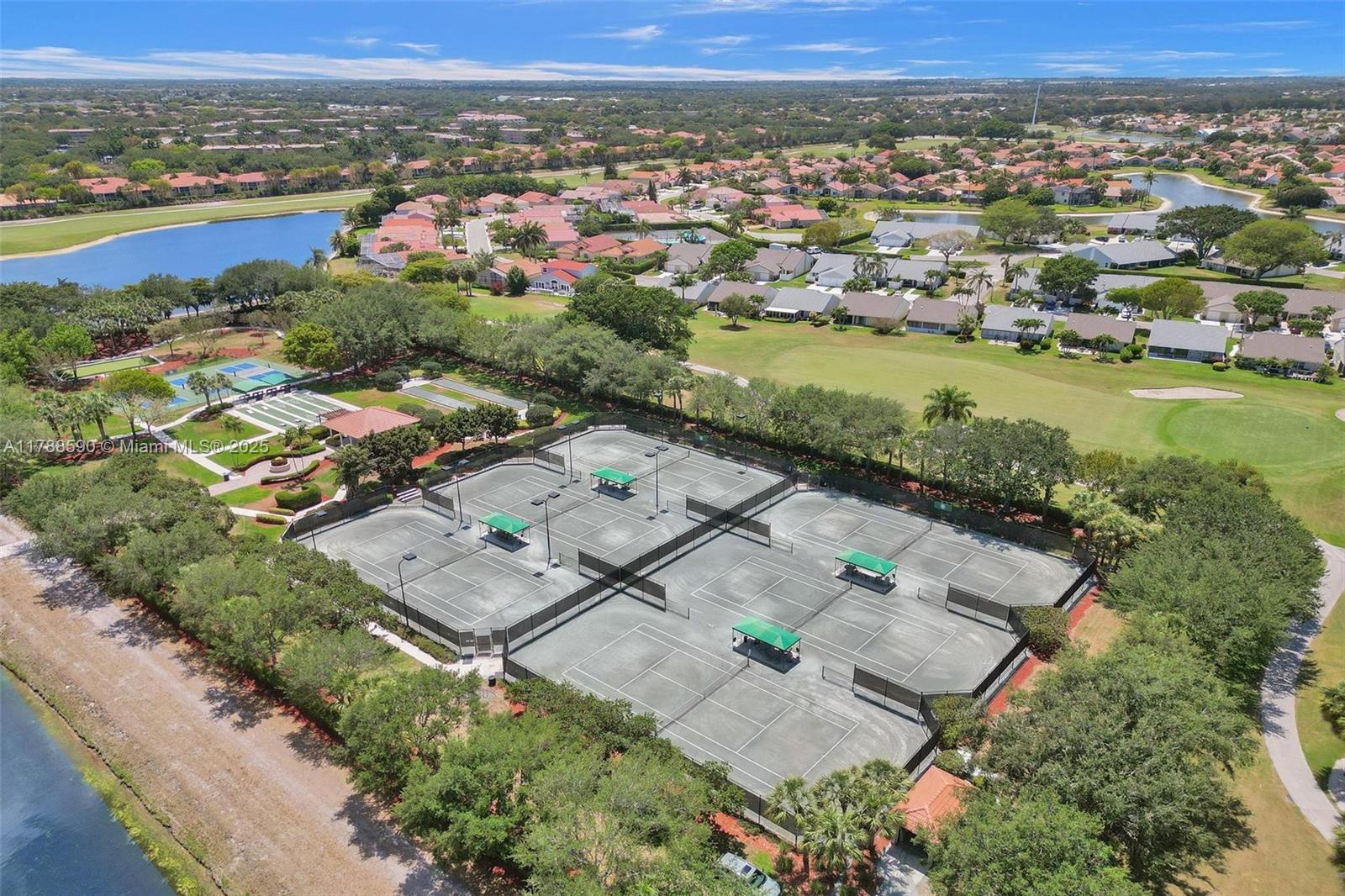 TUSCANY BAY - Residential