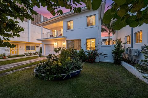Photo of 319 Nebraska St, Hollywood, FL 33019 (MLS # A11885452)