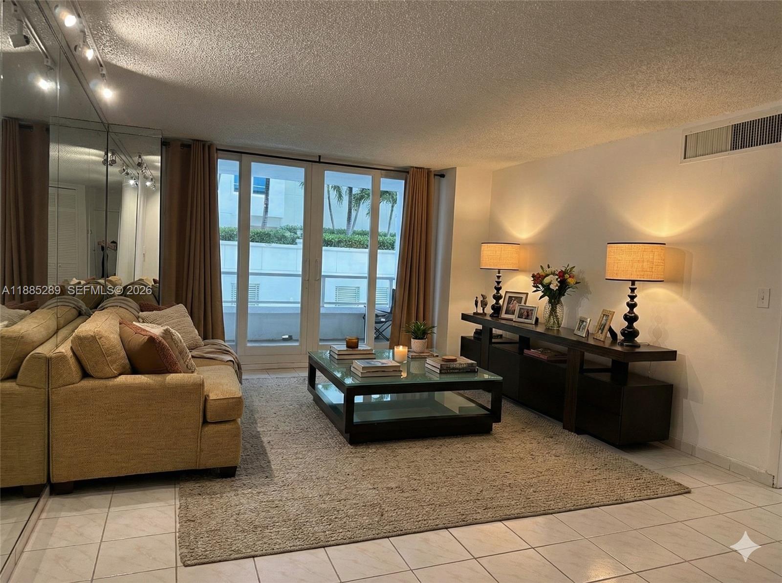 THE CARRIAGE CLUB NORTH C - Residential