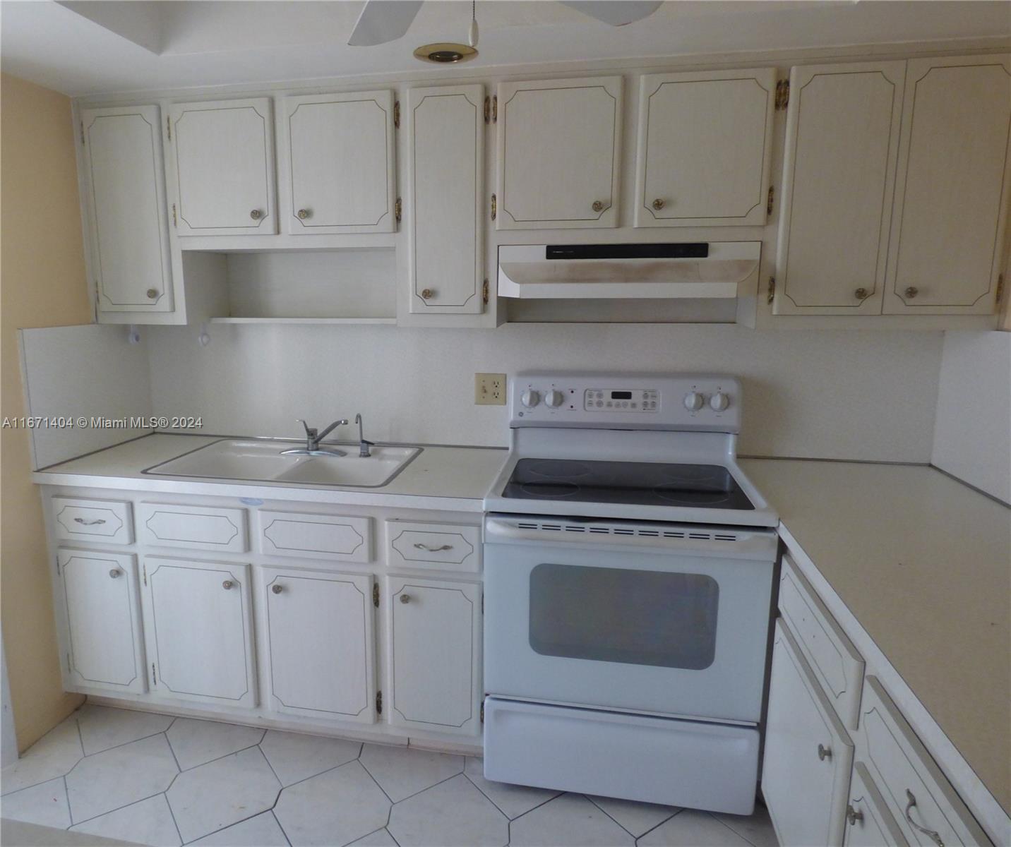 PINE DRIVE MANOR CONDO - Residential