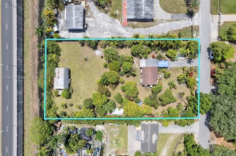 3950 SW 53rd Ave Davie FL 33314