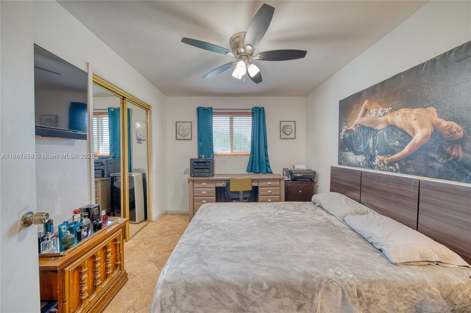 CORAL GARDENS - Residential