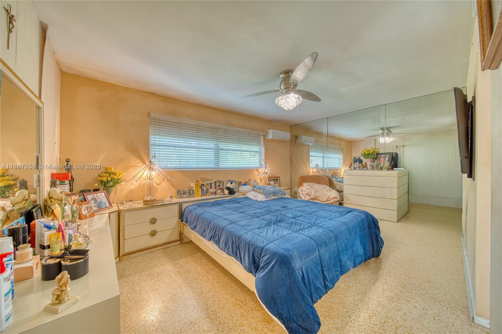 CORAL GARDENS - Residential
