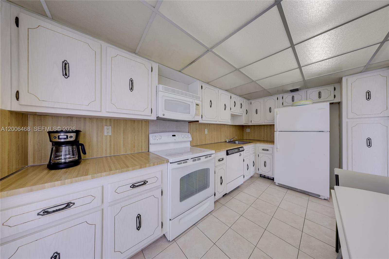CHARTER CLUB CONDO - Residential