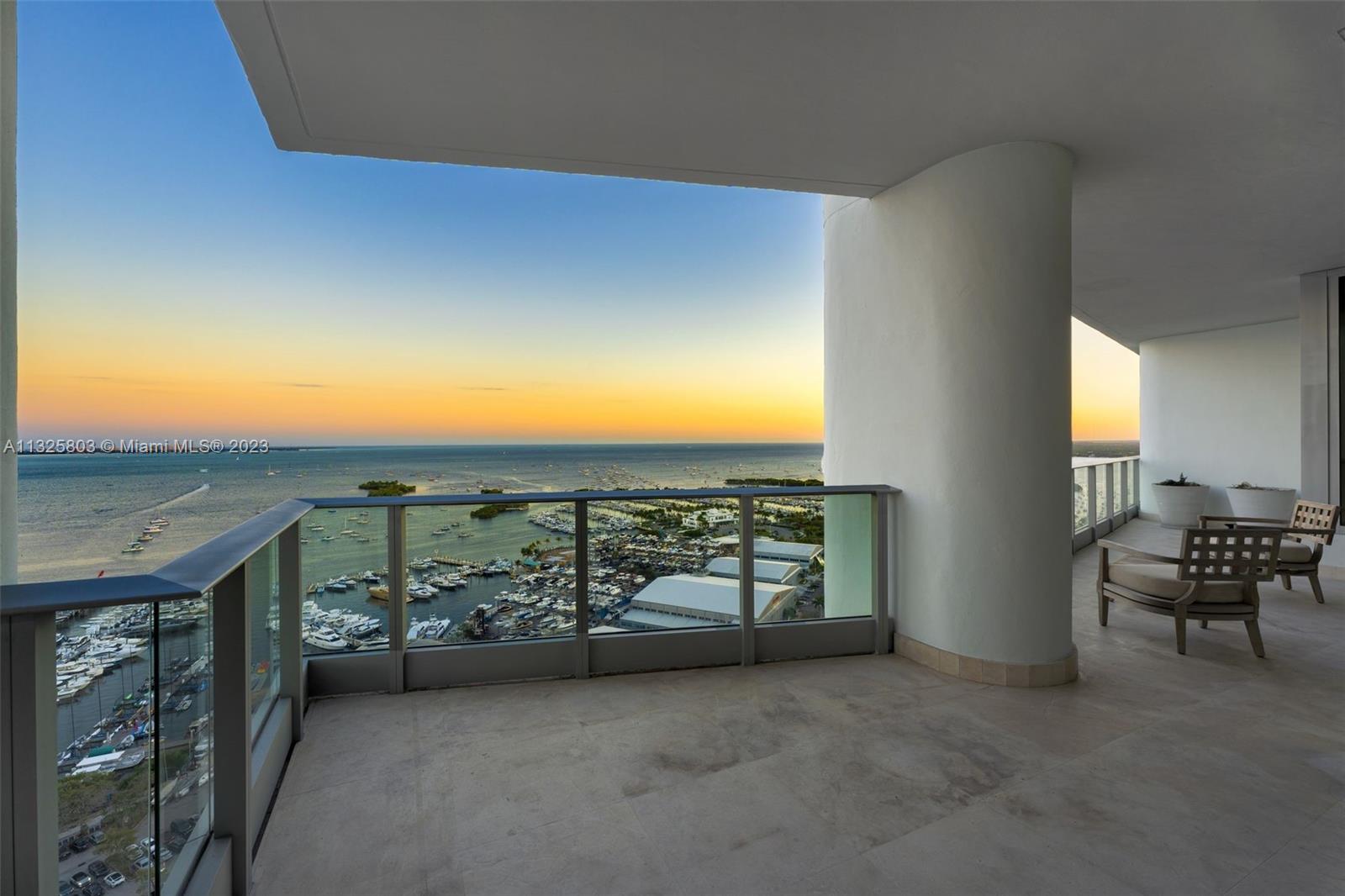 GROVENOR HOUSE CONDO - Residential