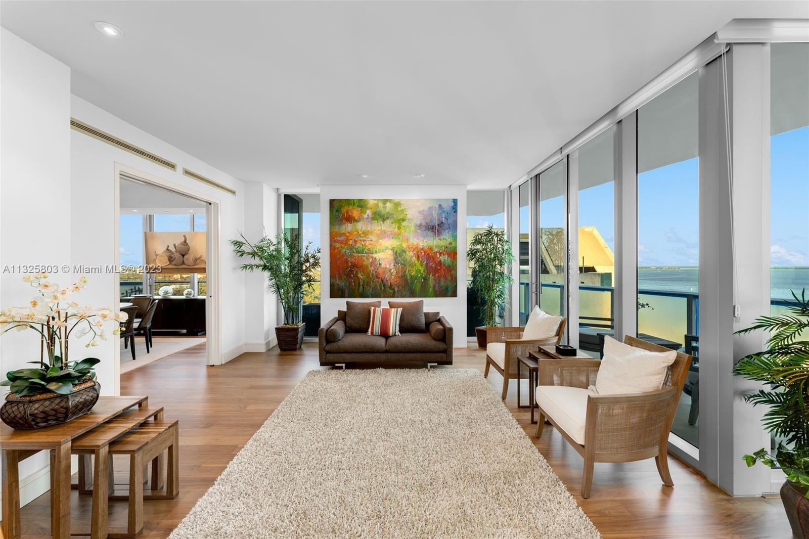 GROVENOR HOUSE CONDO - Residential