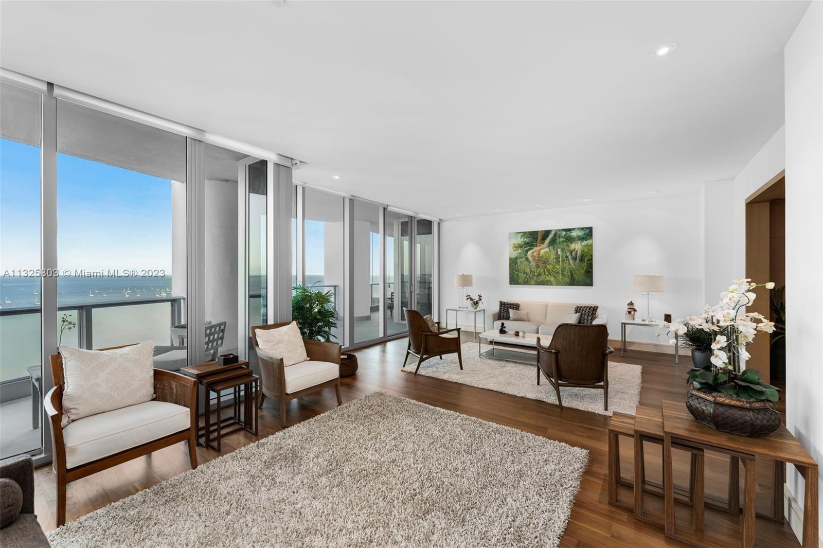 GROVENOR HOUSE CONDO - Residential