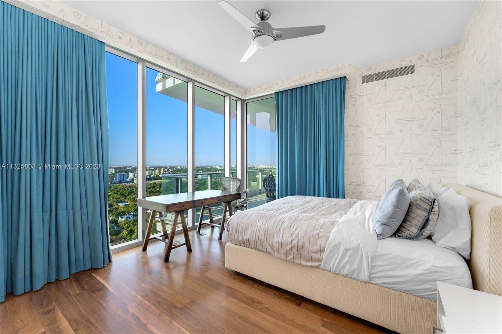 GROVENOR HOUSE CONDO - Residential