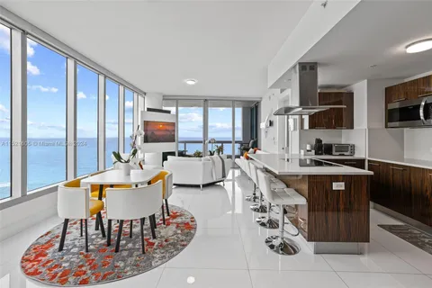 6899 Collins Ave Unit 1905, Miami Beach, FL 33141 - #: A11521605