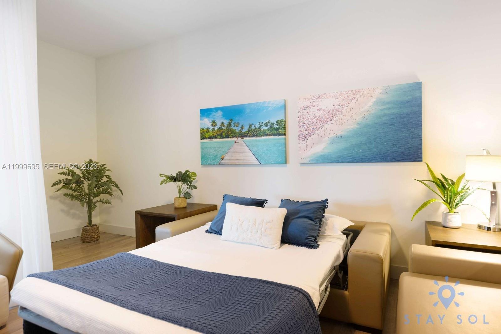 COSTA HOLLYWOOD CONDO - Residential