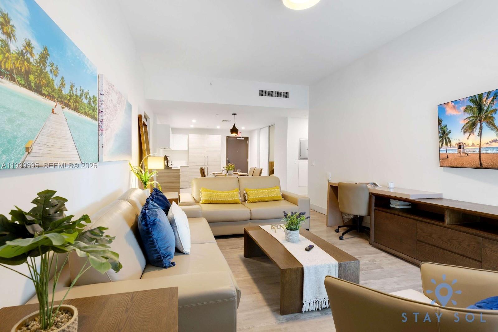 COSTA HOLLYWOOD CONDO - Residential