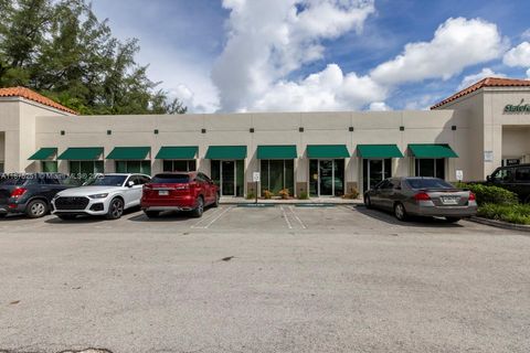 6181 Miami Lakes Dr E Miami Lakes FL 33014