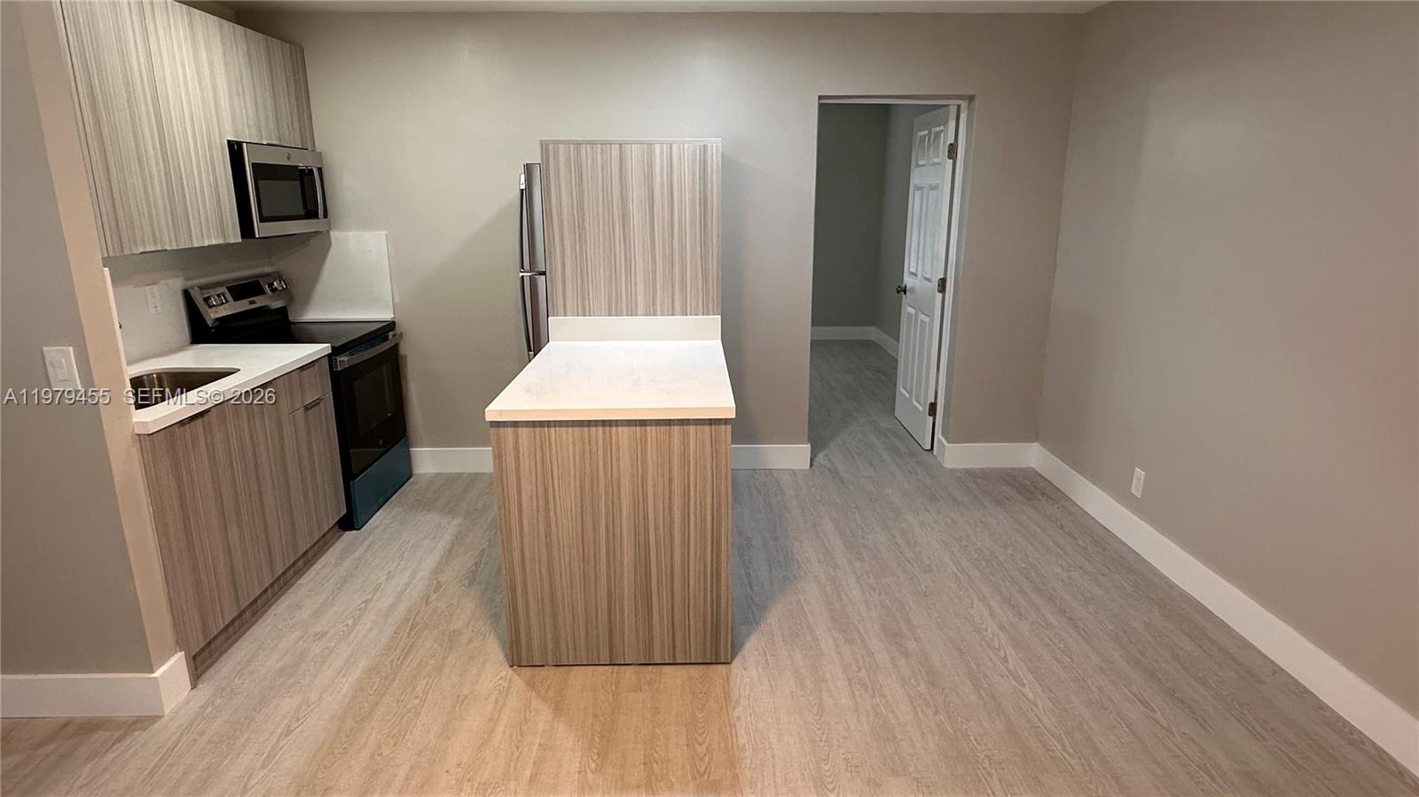 MONTICELLO PARK AMENDED P - Residential Lease