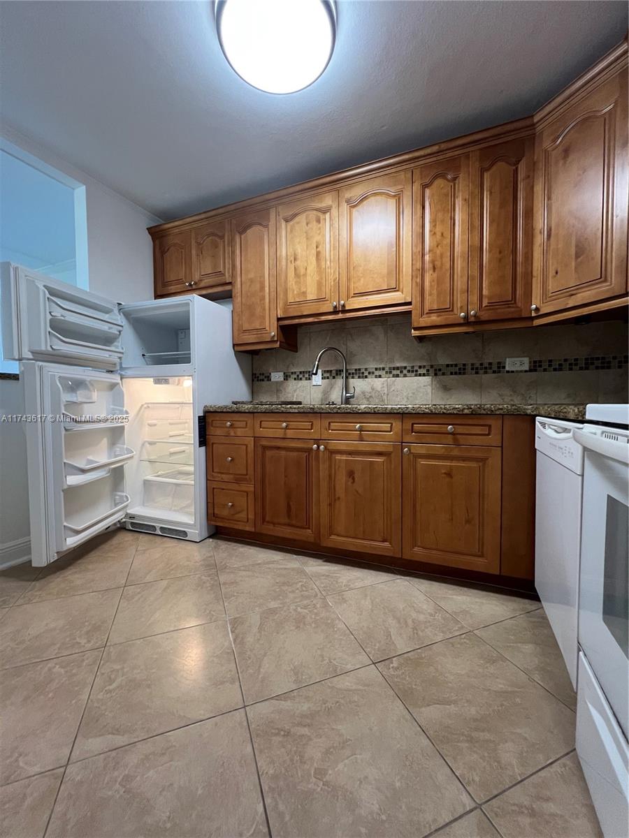 EDGEWOOD UNIT TWO - Residential