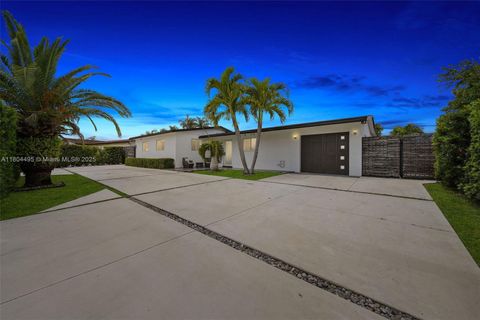 17930 NW 85th Ave Hialeah FL 33015