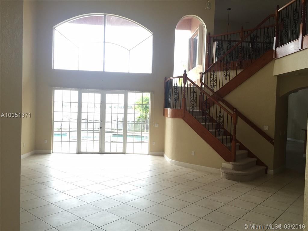 Sunset Lakes Two 166-24 B - Residential Lease