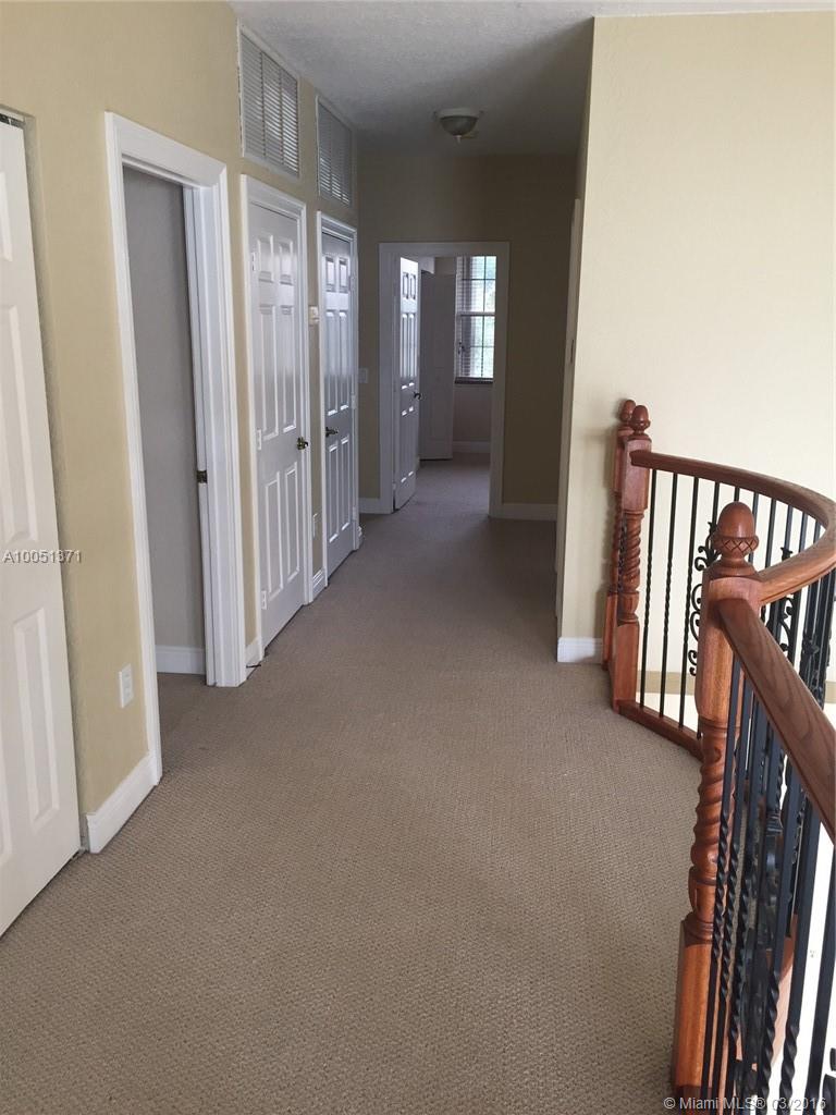 Sunset Lakes Two 166-24 B - Residential Lease