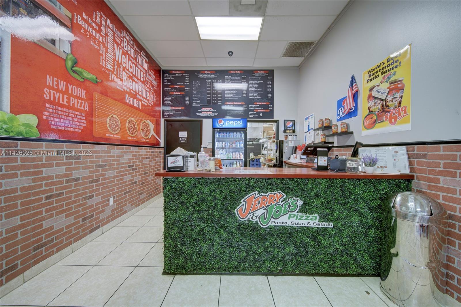Pizzeria Restaurant For Sale in Kendall in front of Miami Dade College