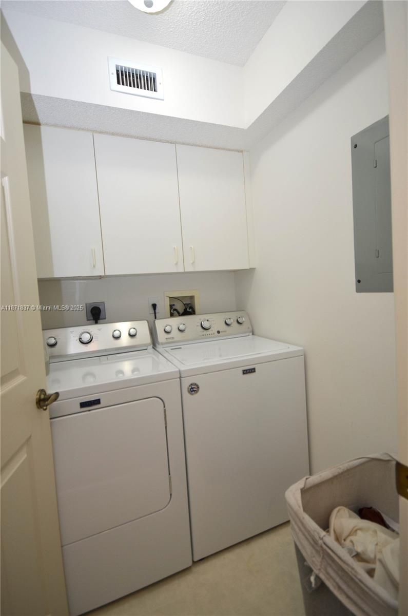 GRANVILLE CONDOMINIUM - Residential