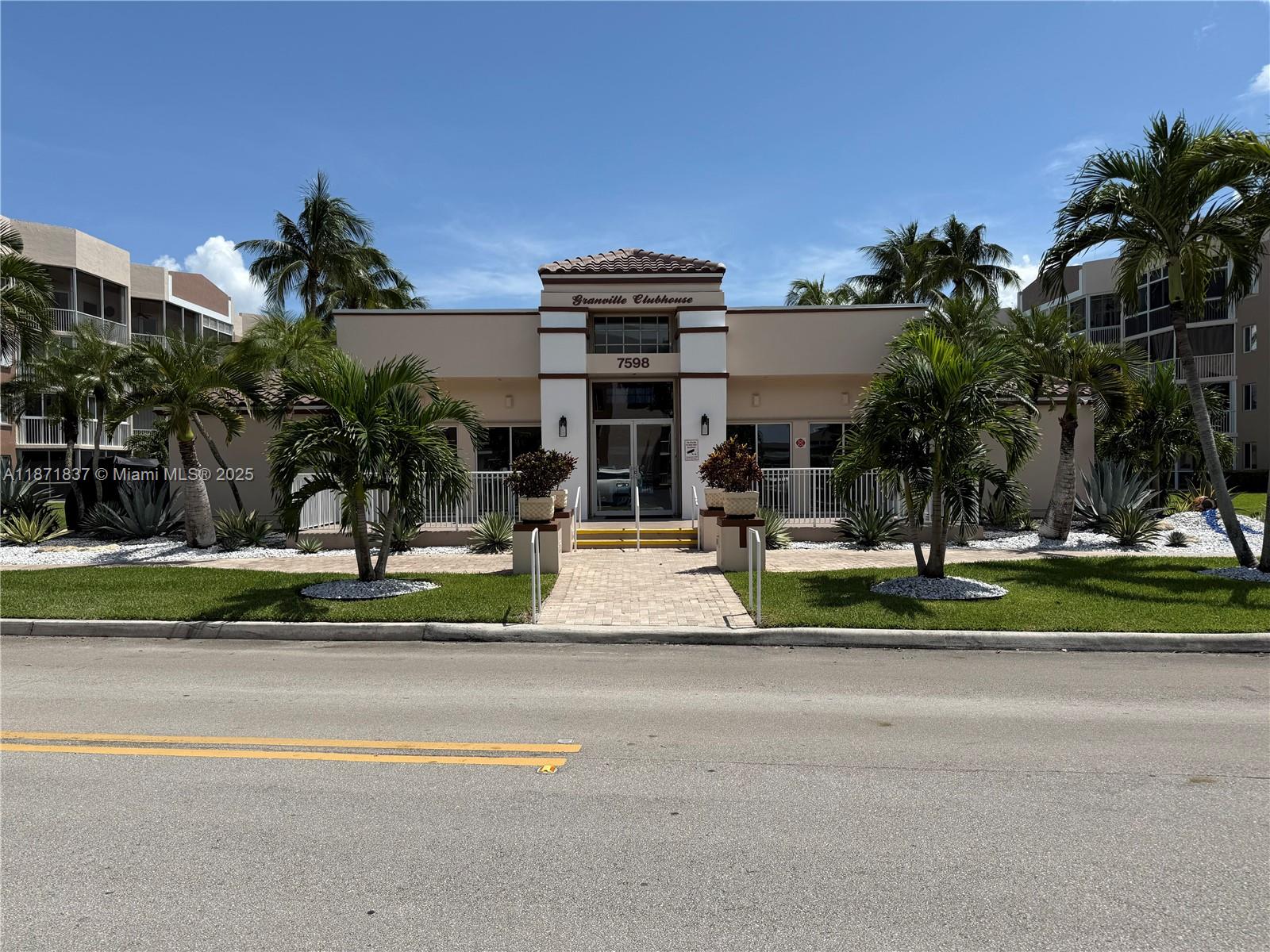 GRANVILLE CONDOMINIUM - Residential