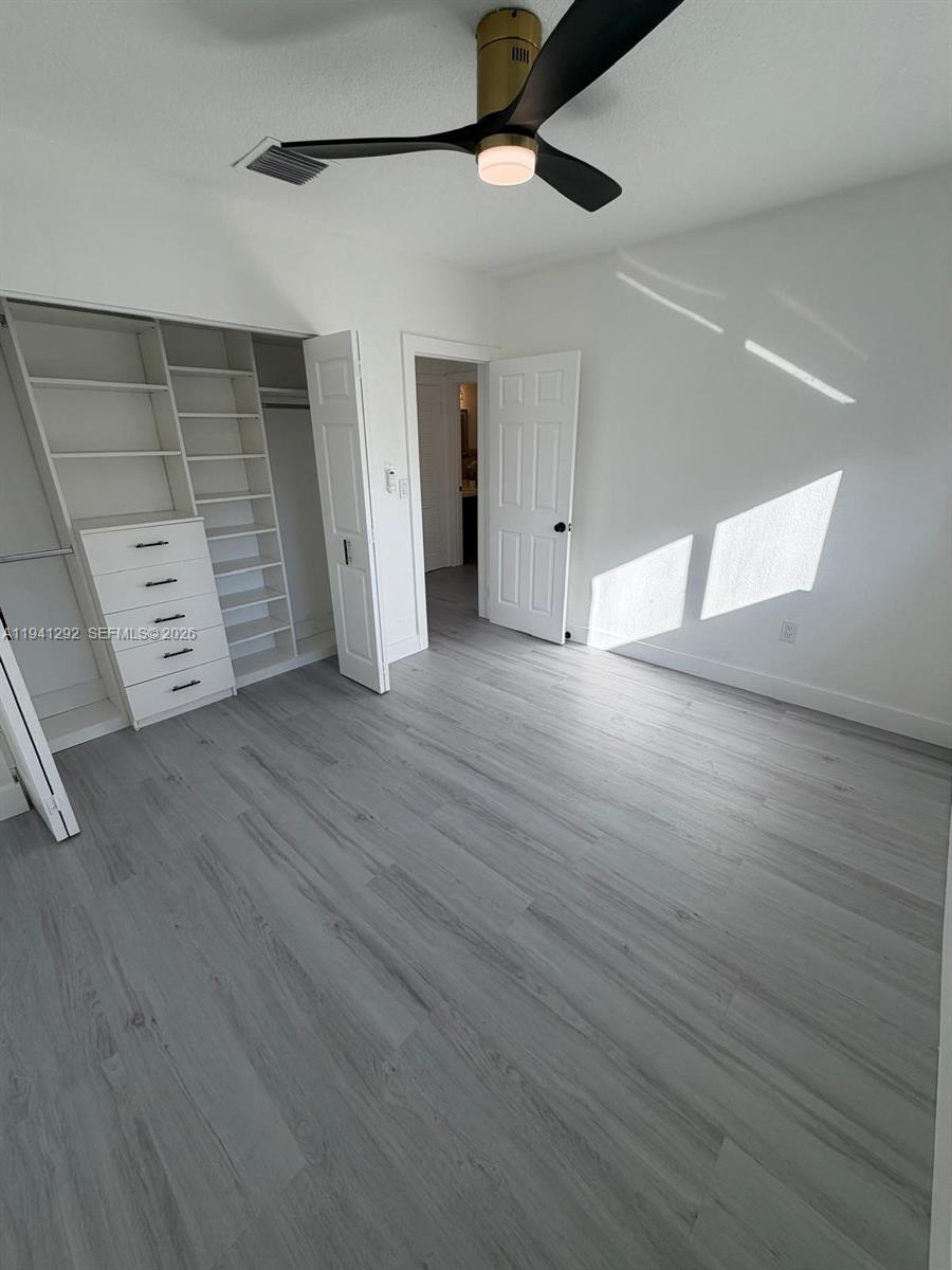 CORAL GARDENS - Residential Lease