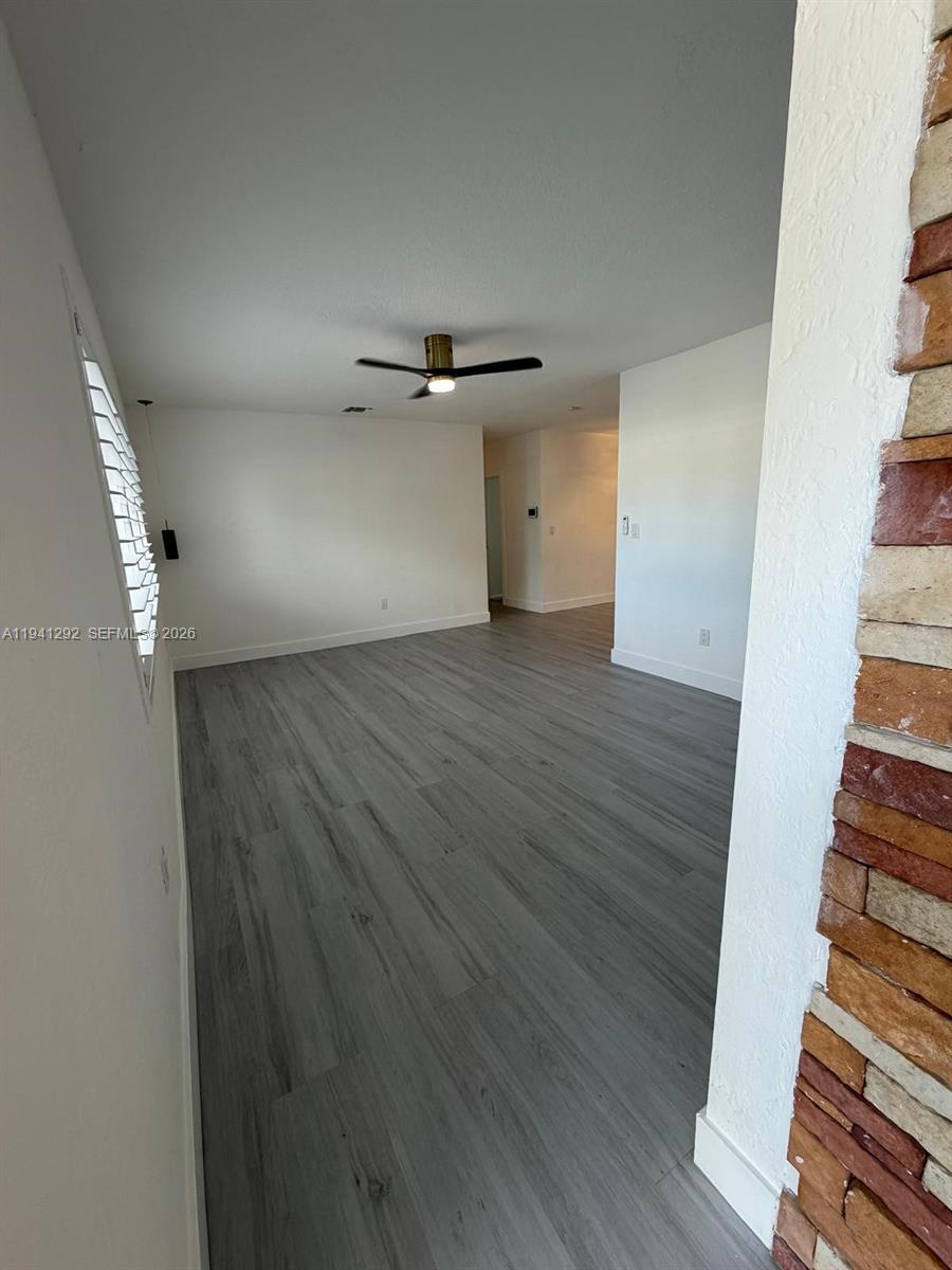 CORAL GARDENS - Residential Lease