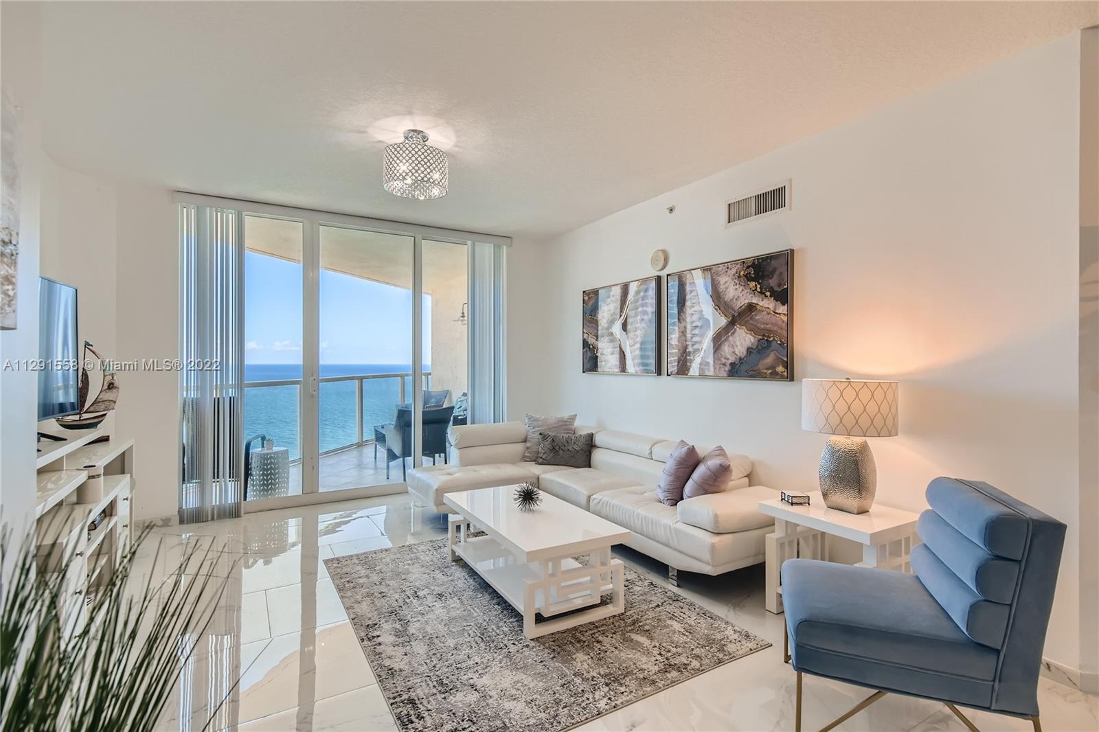 LA PERLA CONDO - Residential Lease