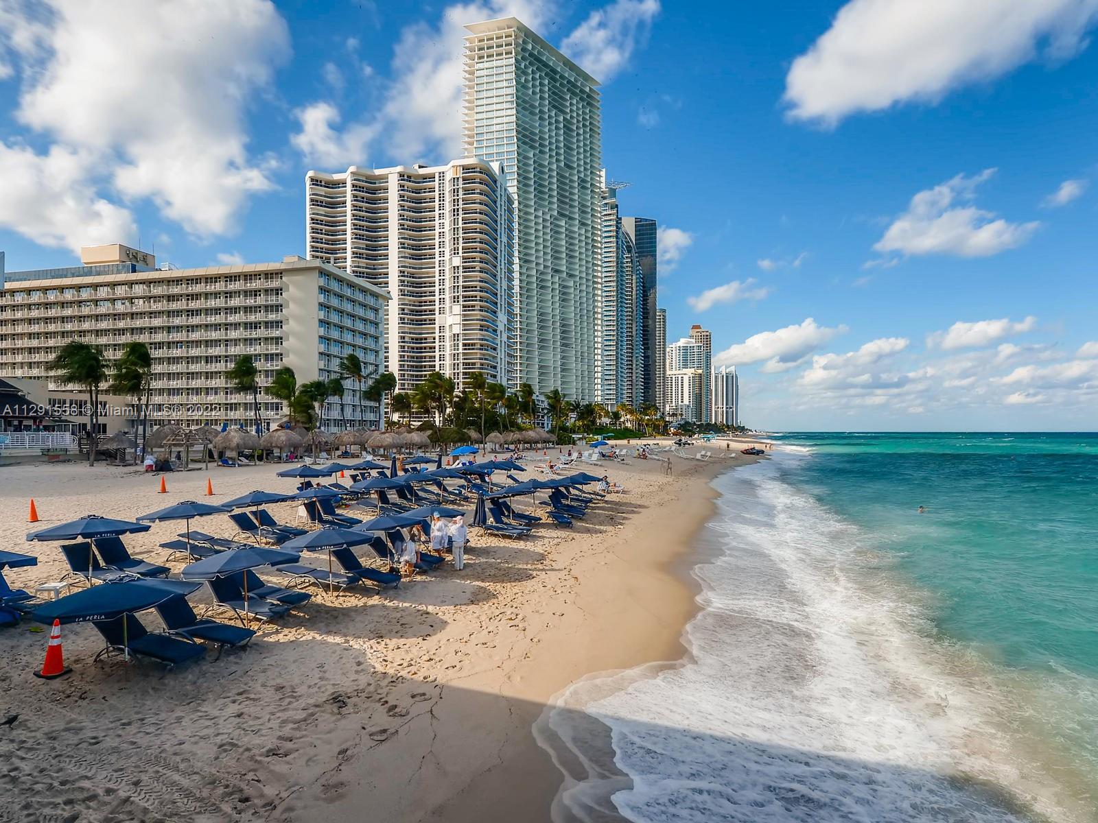 LA PERLA CONDO - Residential Lease