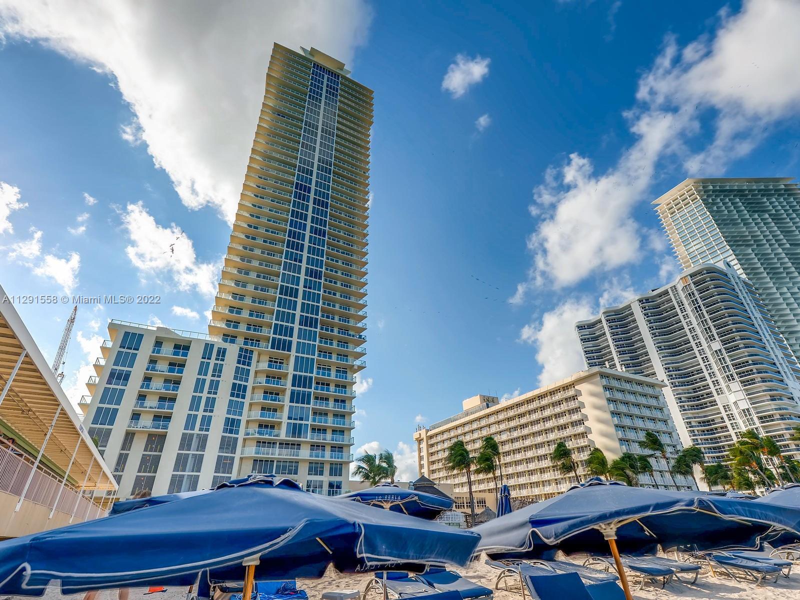 LA PERLA CONDO - Residential Lease