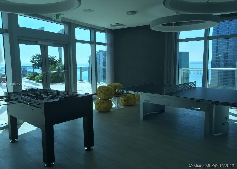 1100 MILLECENTO RESIDENCE - Residential Lease