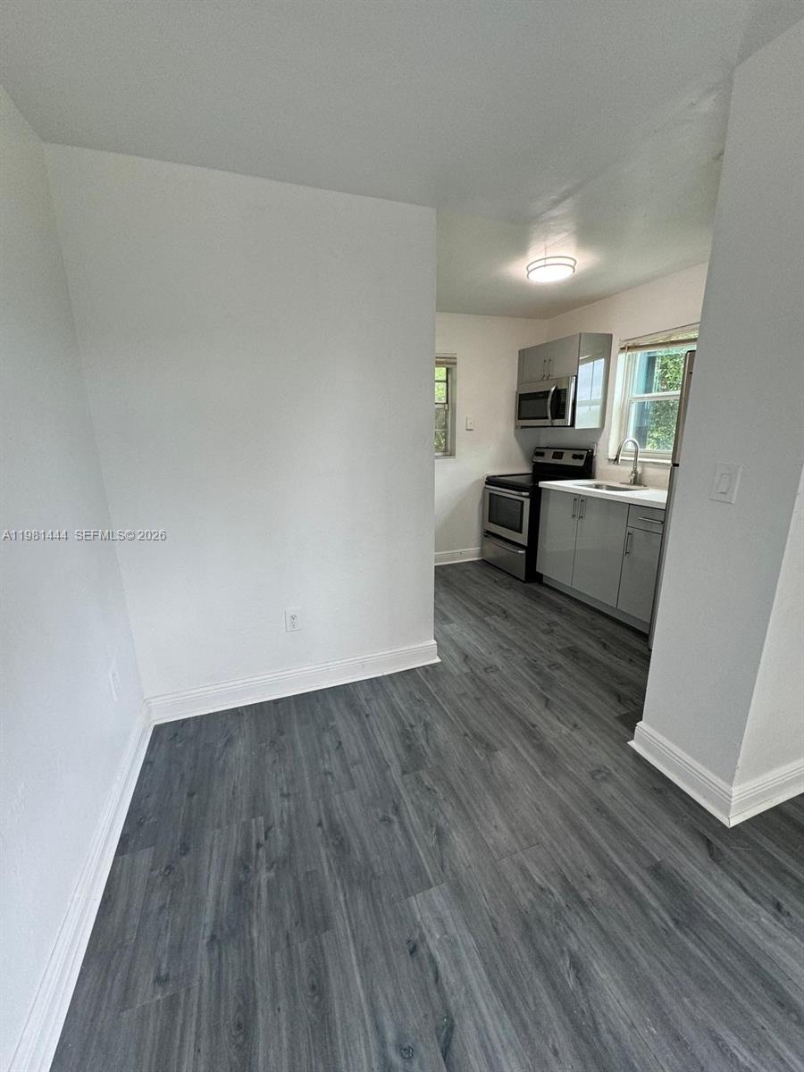 HENRY FORD SUB NO 2 - Residential Lease