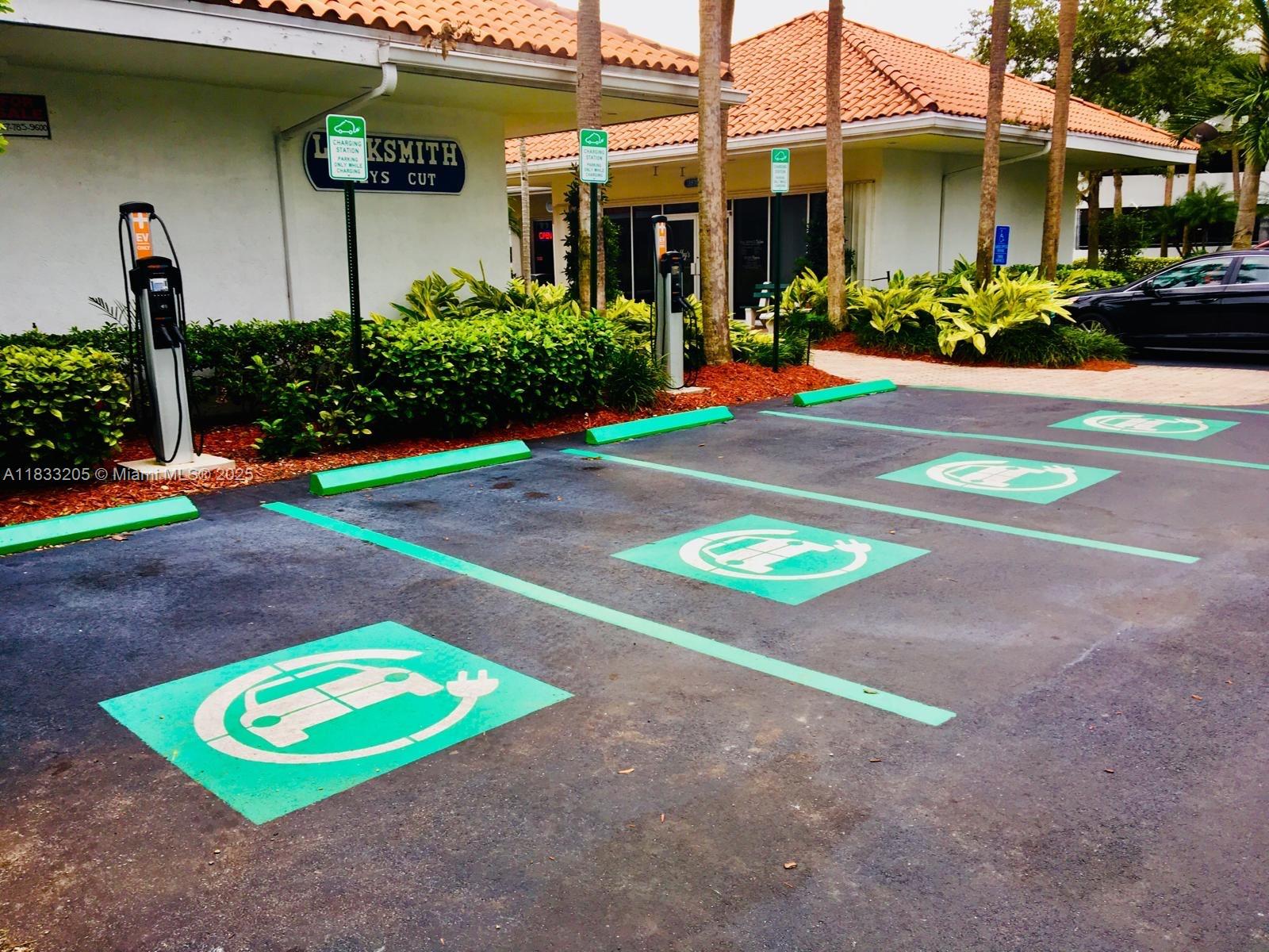 MYSTIC POINTE TOWER 500 C - Residential