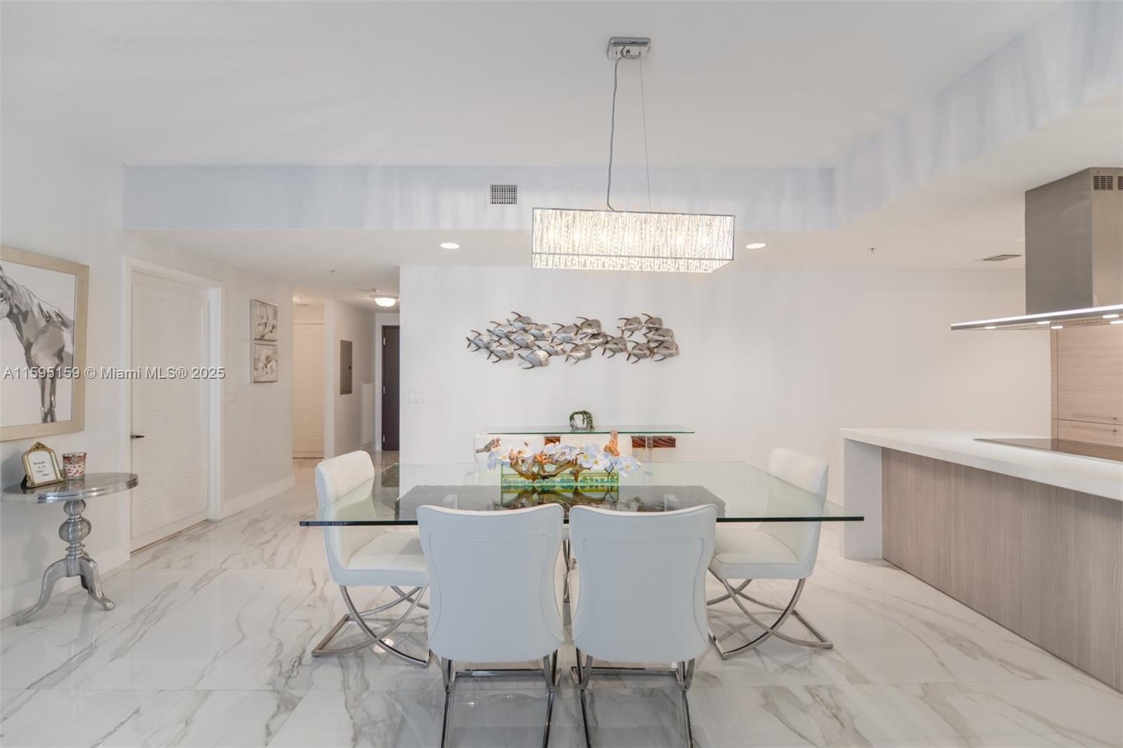 MARINA PALMS RESIDENCES S - Residential