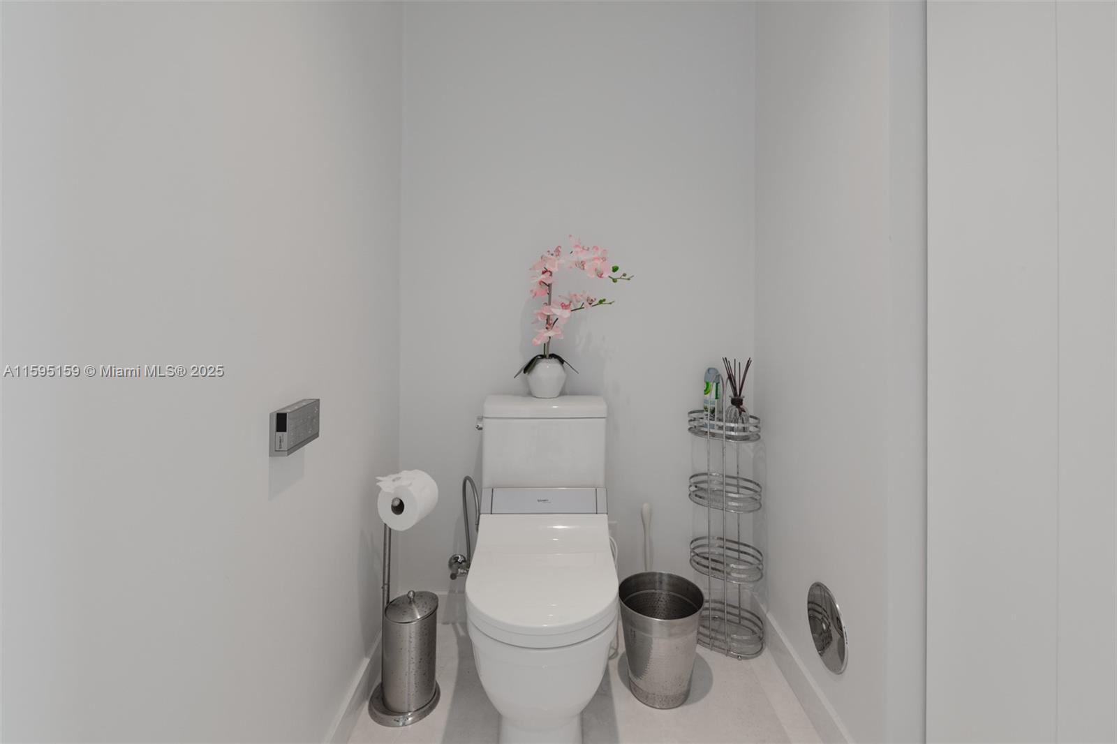 MARINA PALMS RESIDENCES S - Residential