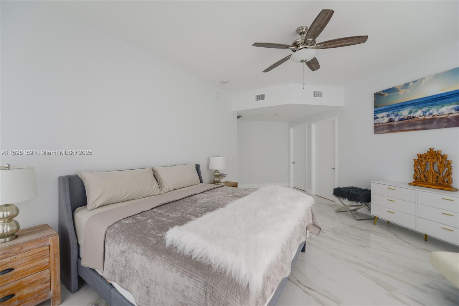 MARINA PALMS RESIDENCES S - Residential