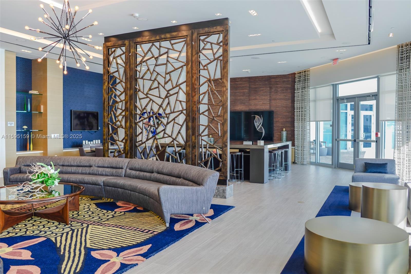 MARINA PALMS RESIDENCES S - Residential