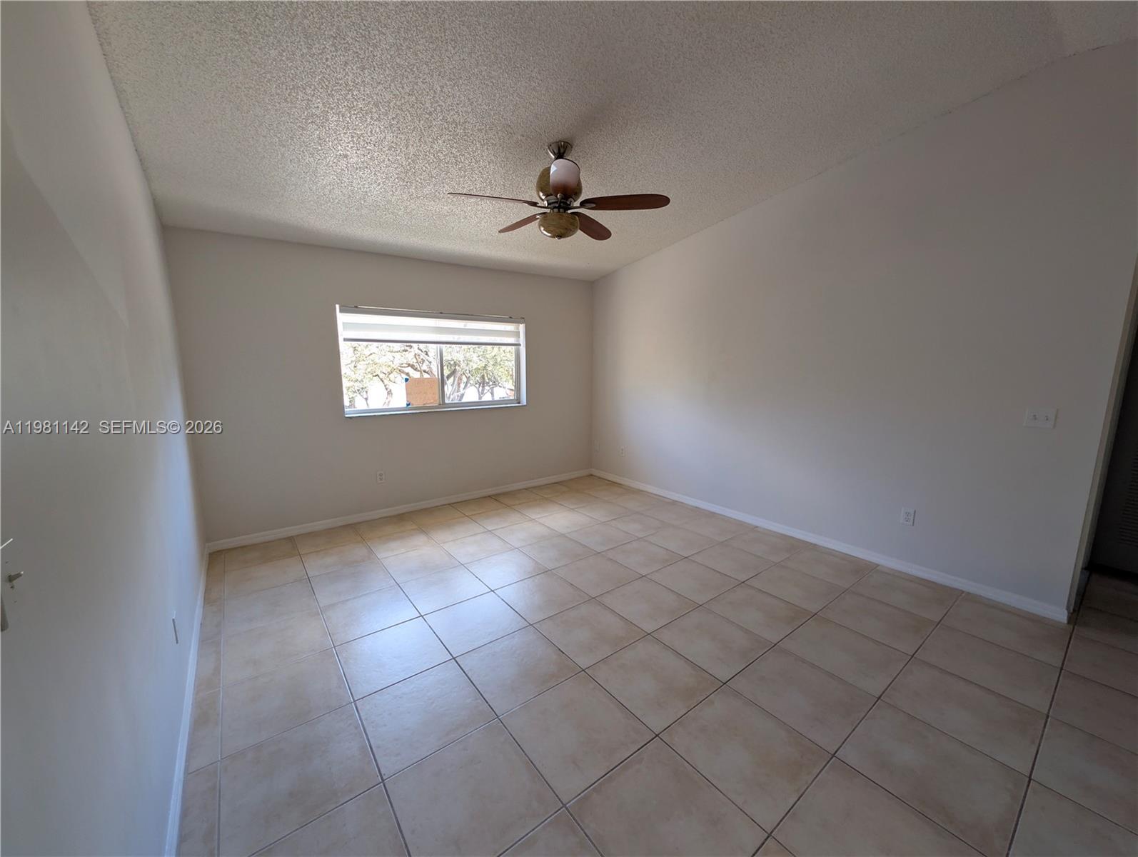 LAKEWOOD AT EMERALD HILLS - Residential Lease