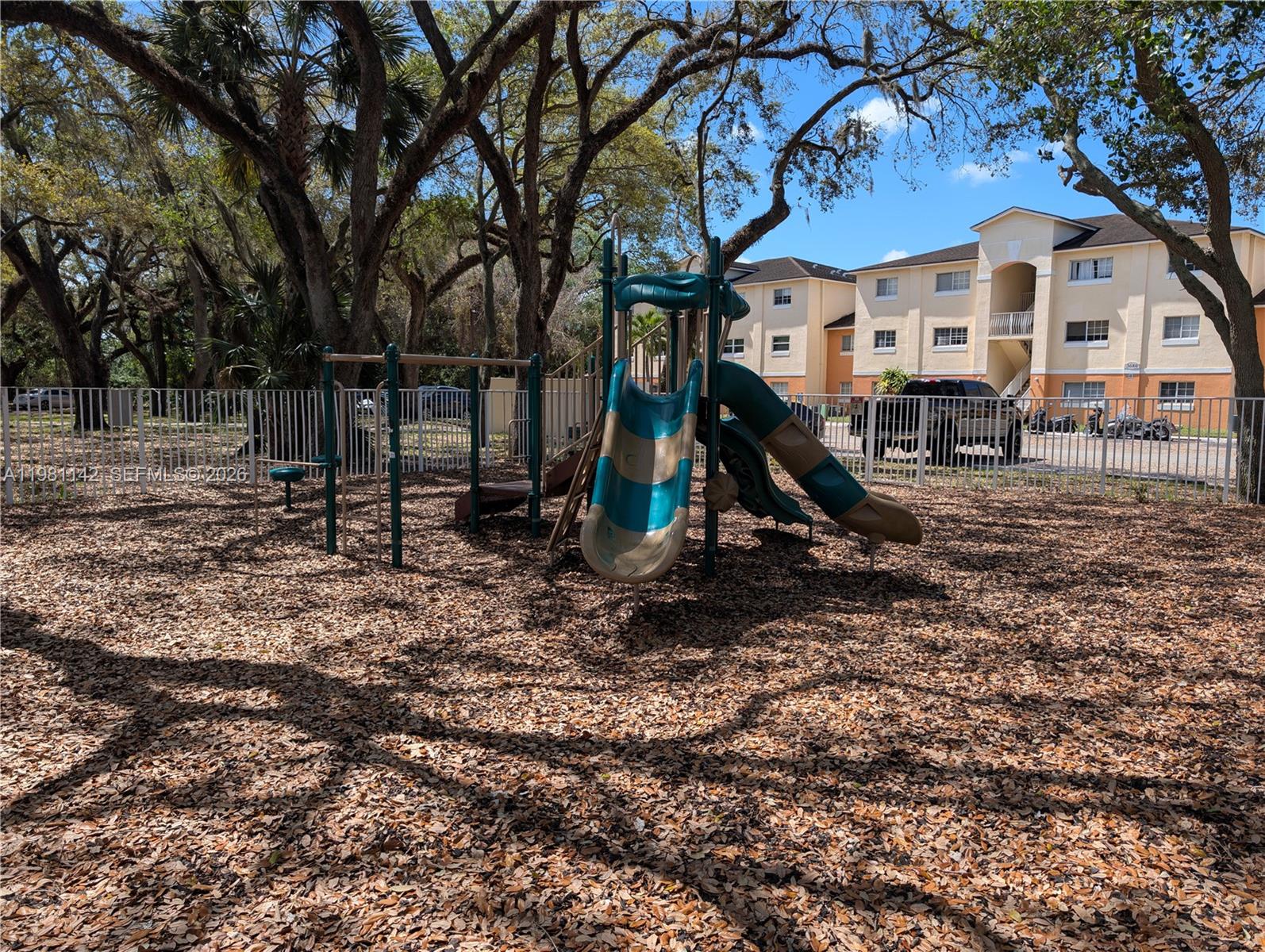LAKEWOOD AT EMERALD HILLS - Residential Lease