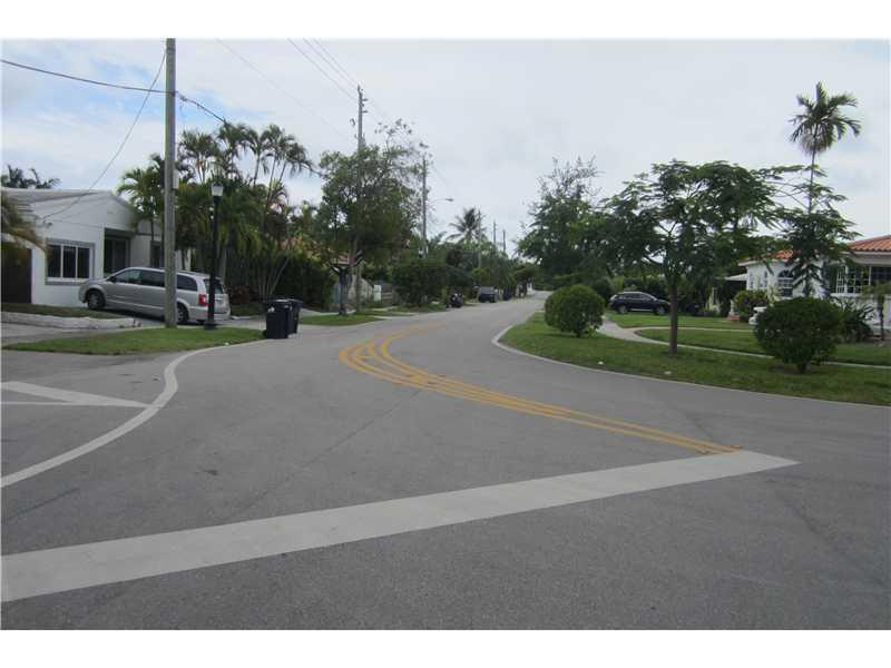 BISCAYNE POINT - Residential