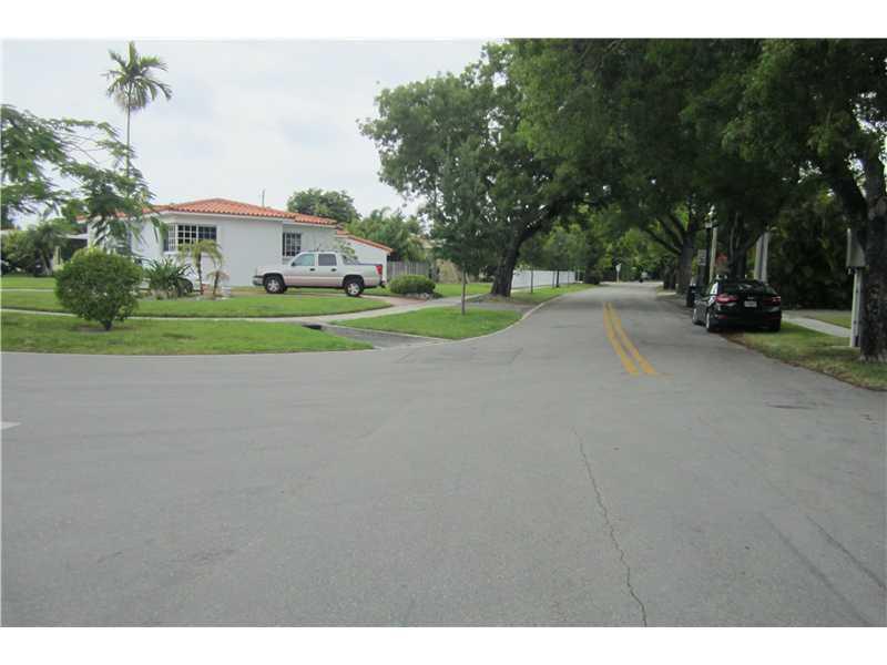 BISCAYNE POINT - Residential