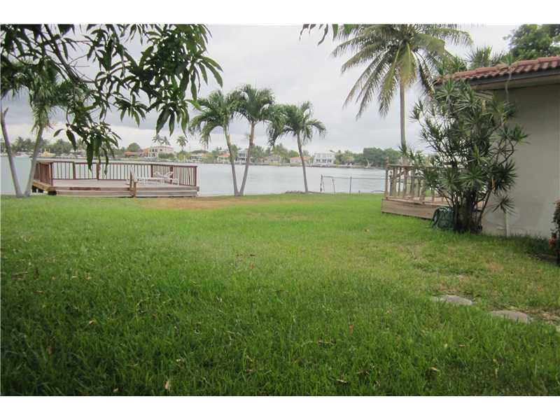 BISCAYNE POINT - Residential