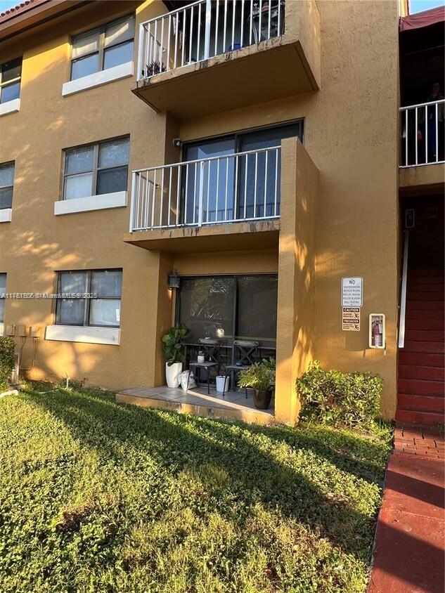 Property for Sale at 15630 Sw 80th St I-308, Miami, Broward County, Florida - Bedrooms: 2 
Bathrooms: 2  - $280,000