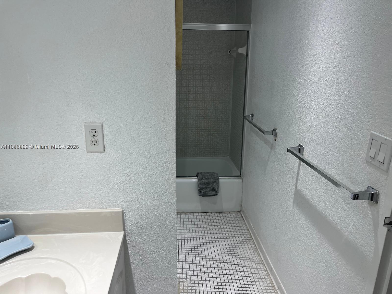 SIAN OCEAN RESIDENCES CON - Residential