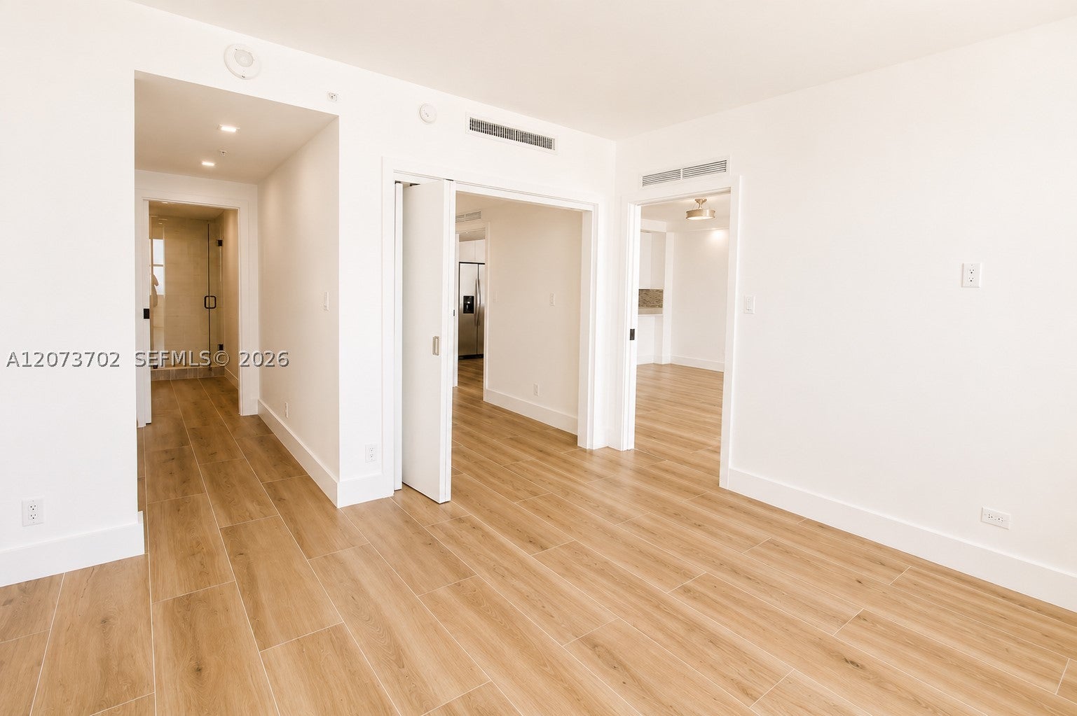5601 Collins Ave 1009
