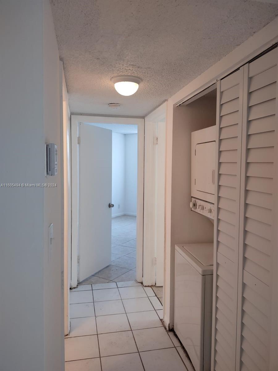 LAKE POINTE CONDO - Residential Lease