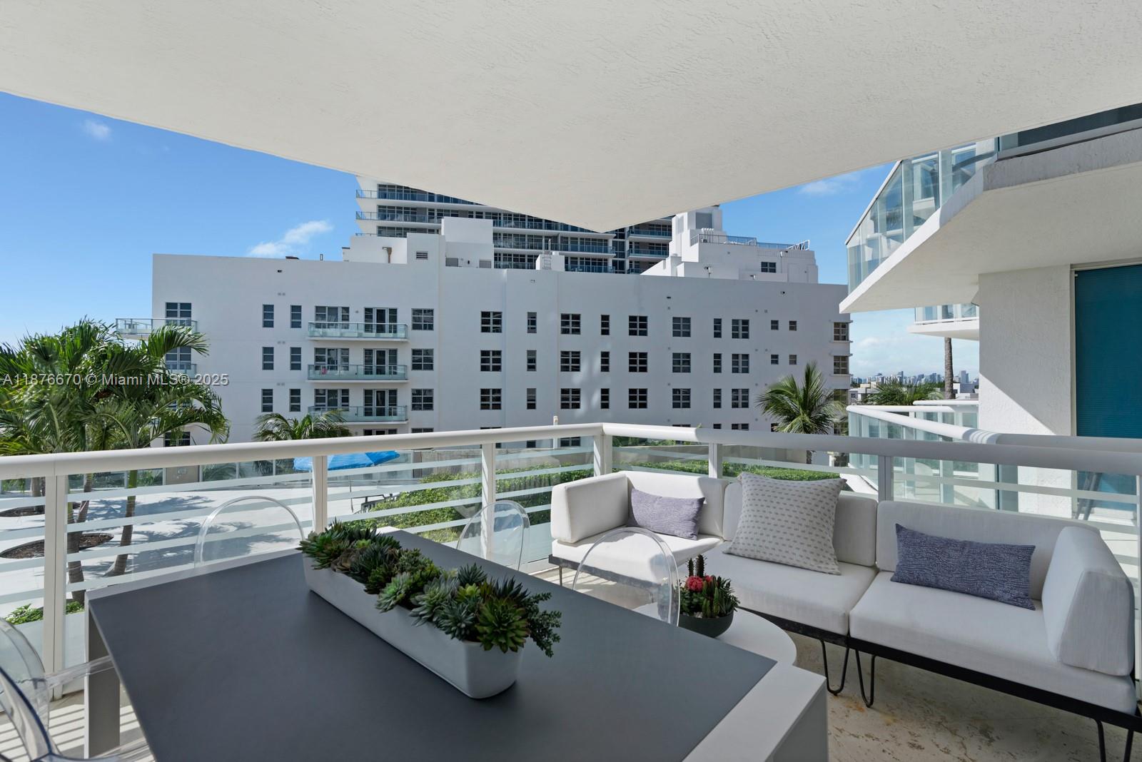 MOSAIC ON MIAMI BEACH CON - Residential