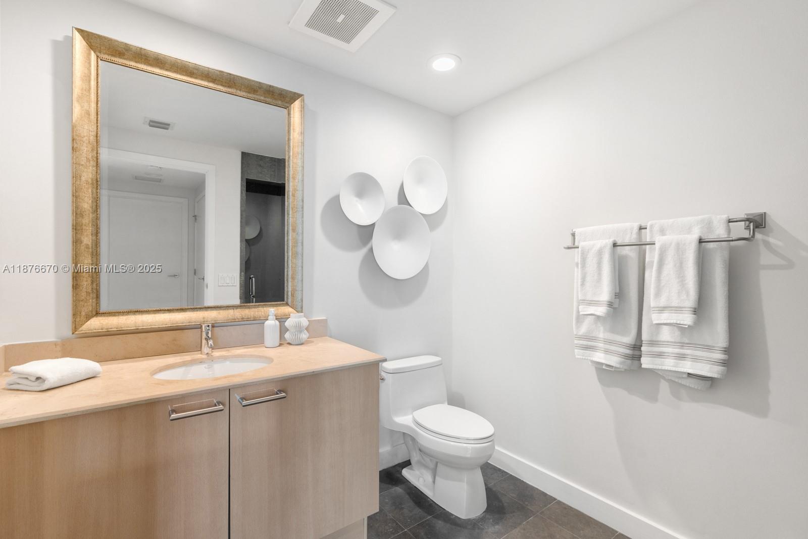 MOSAIC ON MIAMI BEACH CON - Residential