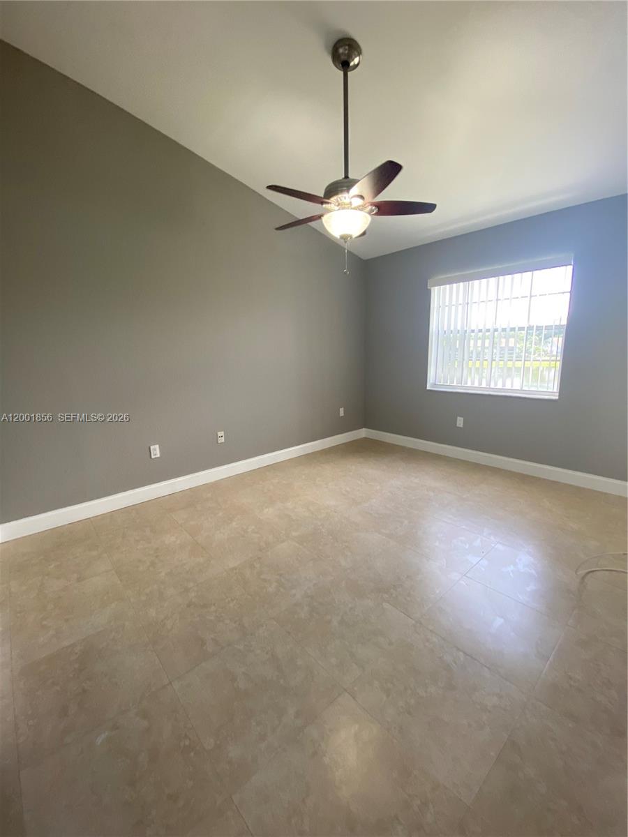 LAKEVIEW CLUB CONDO - Residential Lease