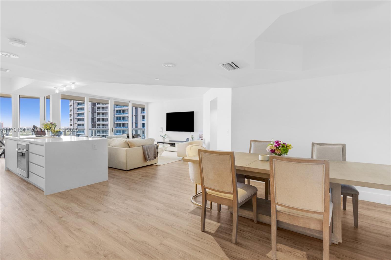 21055 Yacht Club Dr 2203